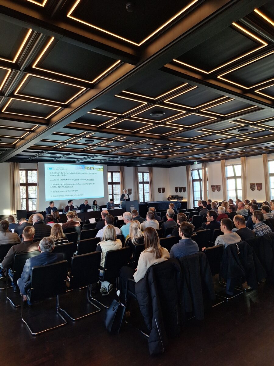 Austausch im Landratsamt Tirschenreuth beschleunigt Baugenehmigungen