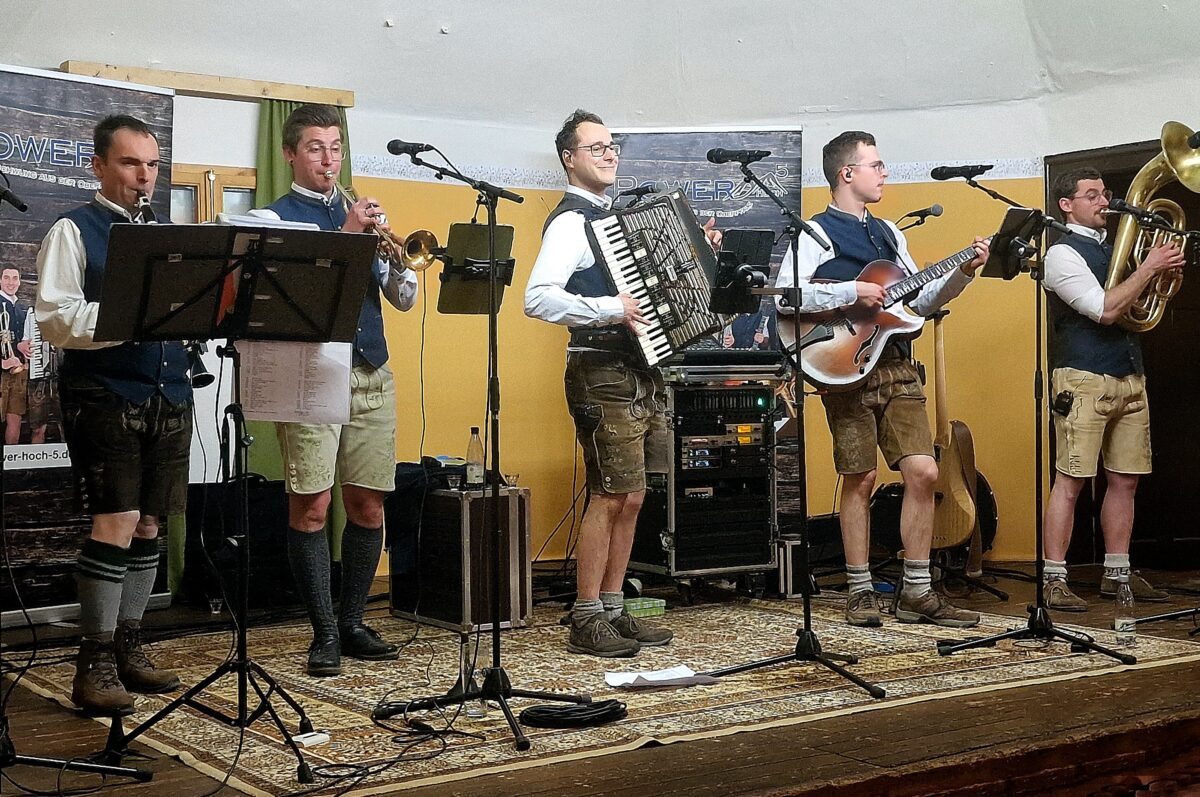 Ausverkaufter Oberkrainer-Abend begeistert Weiden