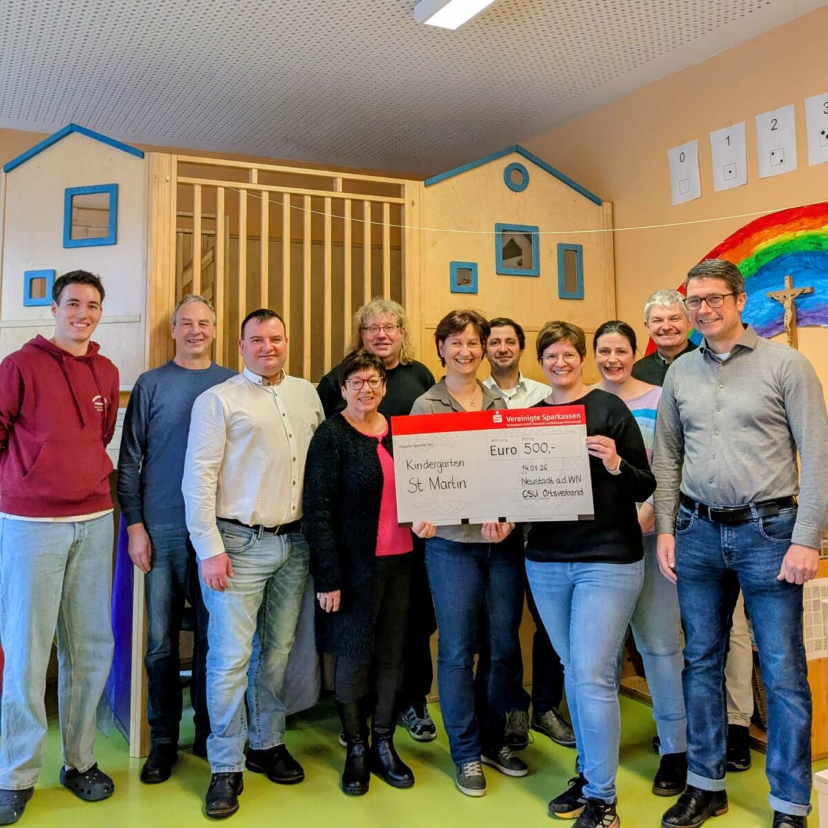CSU-Ortsverband spendet 500 Euro an Kita St. Martin in Neustadt