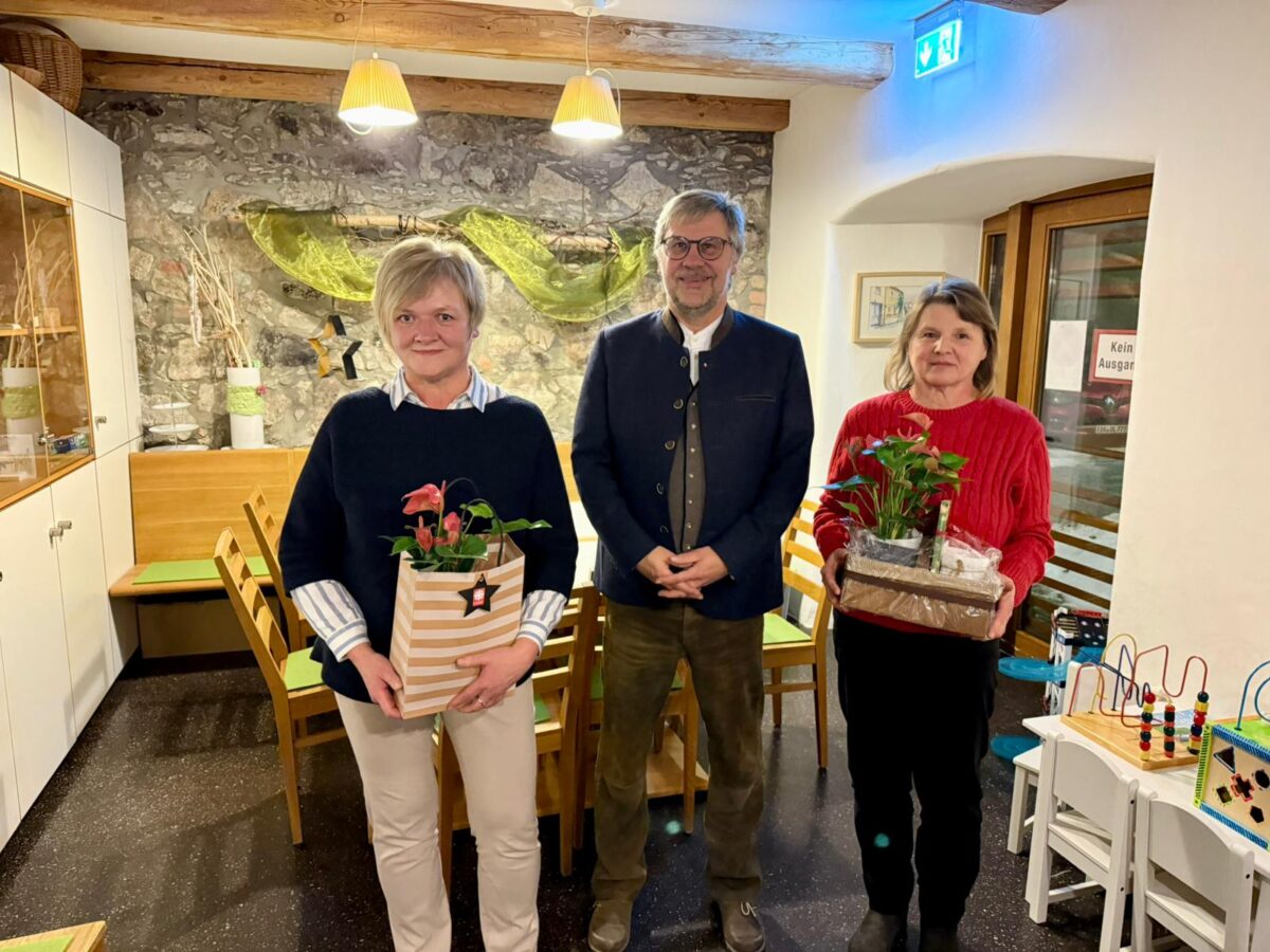 Caritas ehrt langjährige Mitarbeitende in Mitterteich