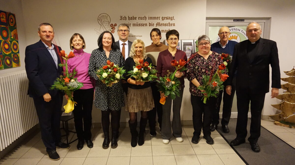 Elisabethenverein würdigt in Tirschenreuth 146 Dienstjahre