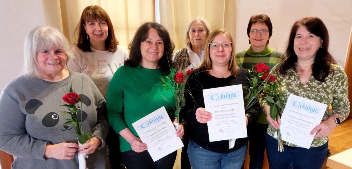 Evangelischer Frauenbund ehrt Treue und Neumitglieder in Floß