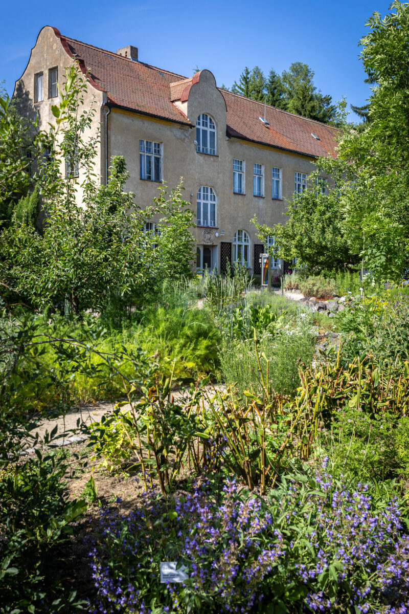 Führung durch unseren Kloster- und Naturerlebnisgarten