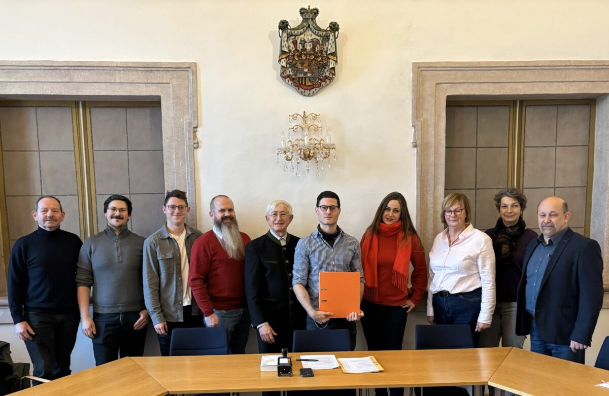 Kreistagswahl: Freie Wähler reichen Wahlvorschlag mit 60 Kandidaten ein