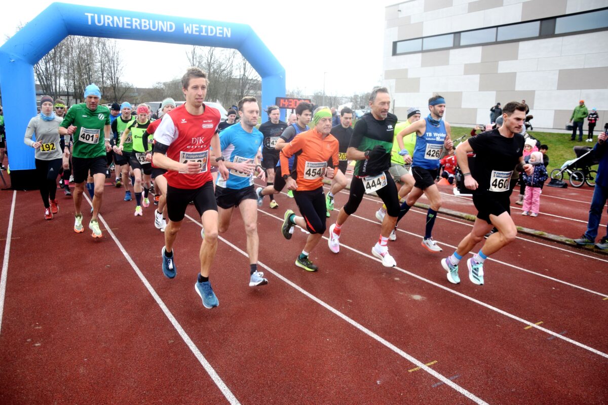 Frühjahrslauf mit Oberpfalzmeisterschaft lockt Läufer nach Weiden