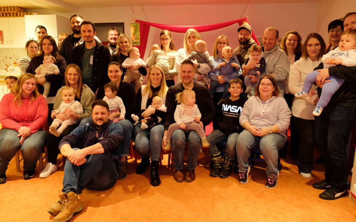 Gemeinde feiert 14 neue Erdenbürger in Vorbach