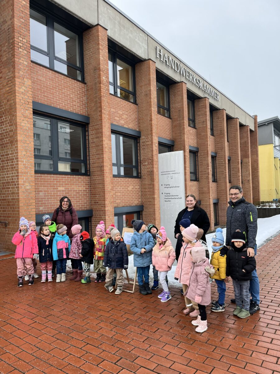 Handwerk begeistert Kita-Kinder in Weiden