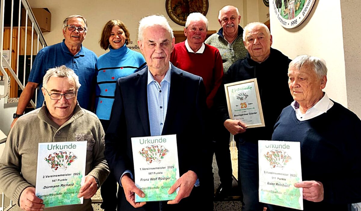Kartenfreunde ehren Vereinsmeister in Weiden