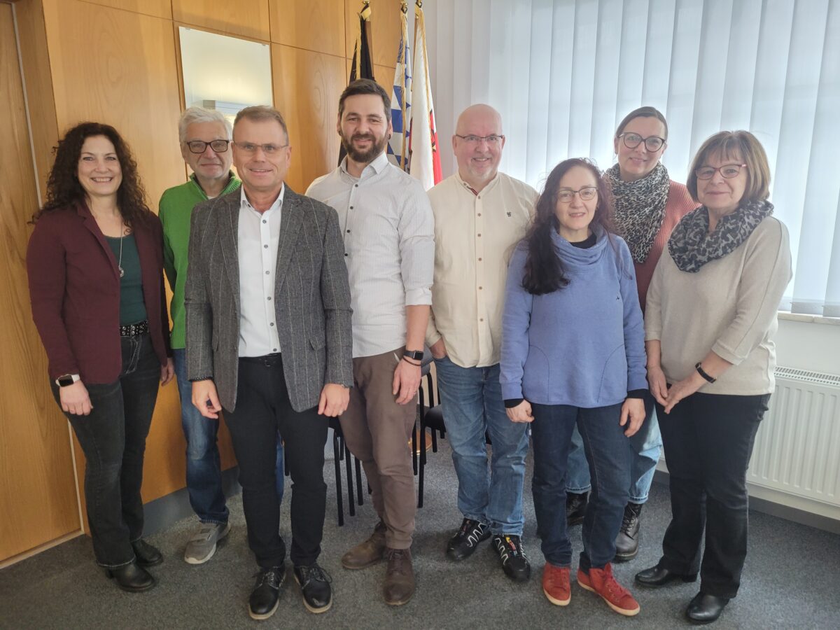 Spendenjubel in Windischeschenbach: Eschawecka-Weihnachtsstandl feiert 20 Jahre