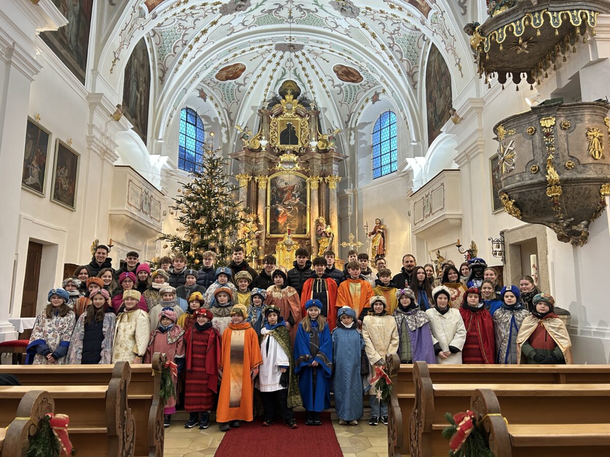 Sternsinger sammeln in Neustadt/WN 11.201,09 Euro für Kinder in Not