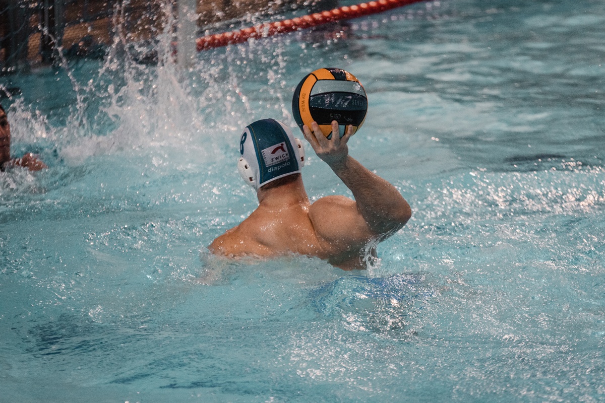 Wasserball: Weiden auch im fünften Saisonspiel ungeschlagen