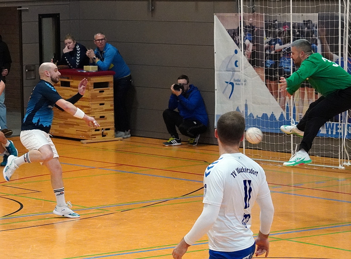 Handball: Spitzenspiel zwischen Weiden und Wackersdorf ein Krimi