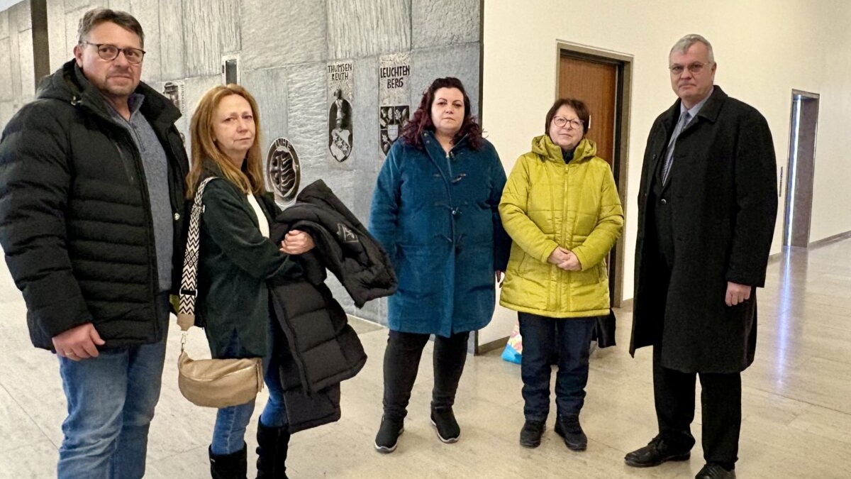 Nach Rolltreppen-Unfällen: Kunden verklagen Kaufland auf Schmerzensgeld - ein Todesfall