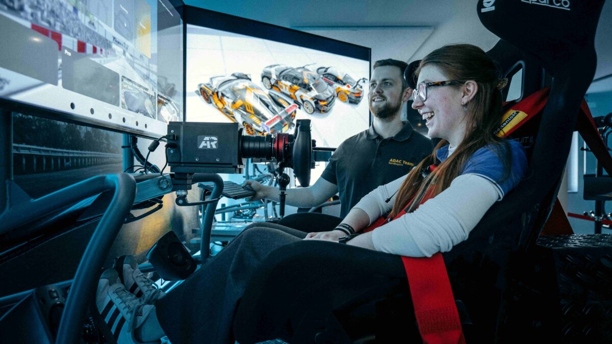 SimRacing-Center wird Innovativer LernOrt der OTH Amberg-Weiden