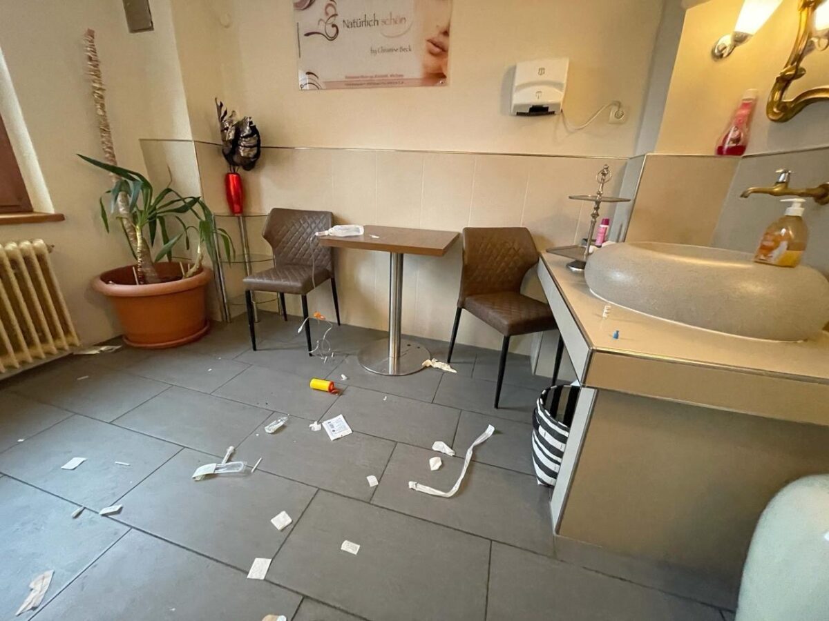 Fünfter Tag Champagner-Prozess: Arzt des Klinikums schildert Kampf um das Leben der Vergifteten