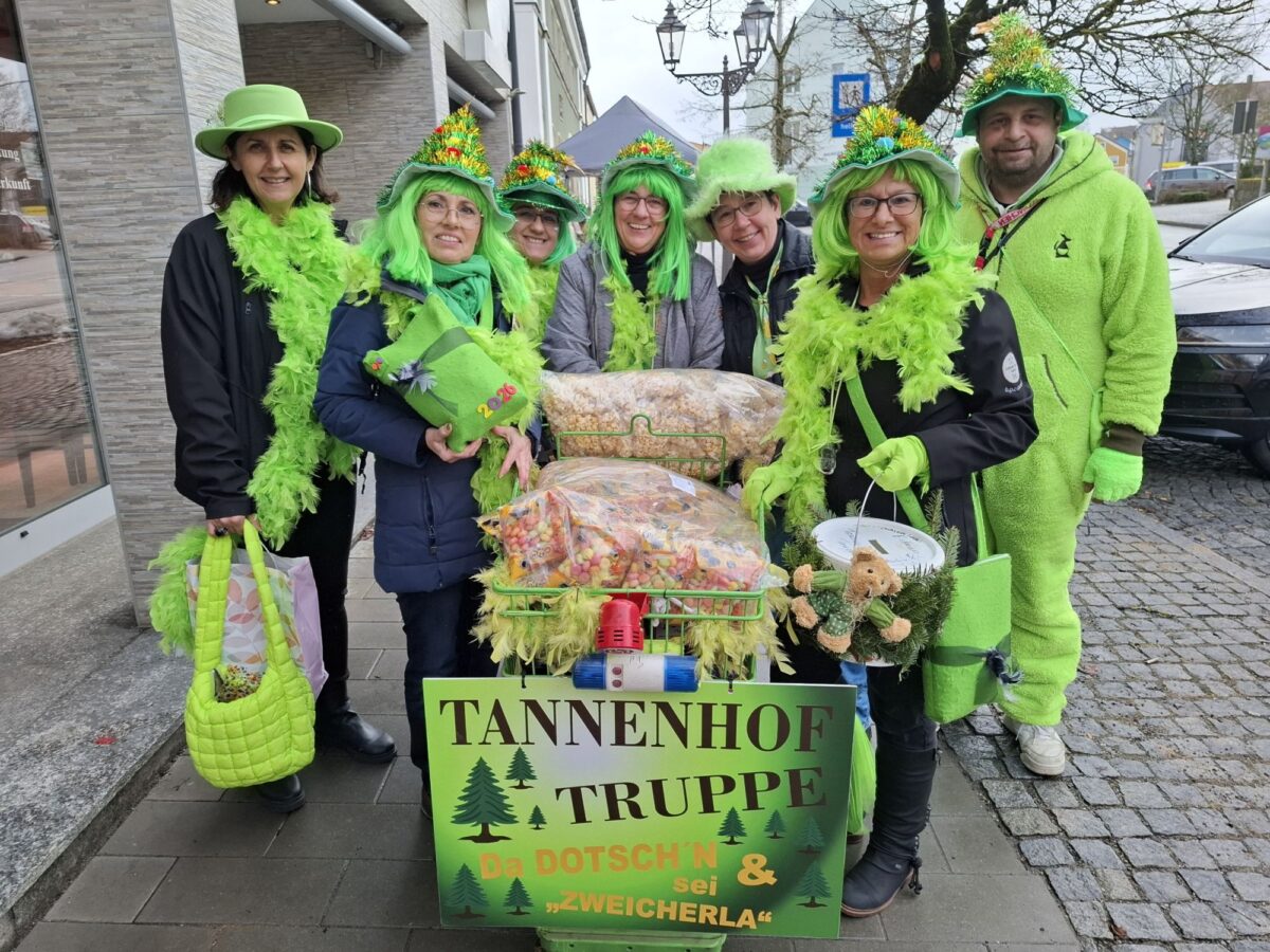 Fasching ausgegraben mit Pauken und Trompeten in Eslarn