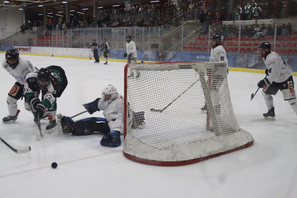 Dragons enttäuschen bei 0:3-Niederlage gegen Trostberg auf ganzer Linie