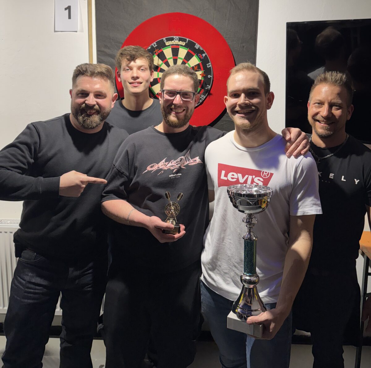 Kilian Reger erster Dart-Stadtmeister von Neustadt/WN