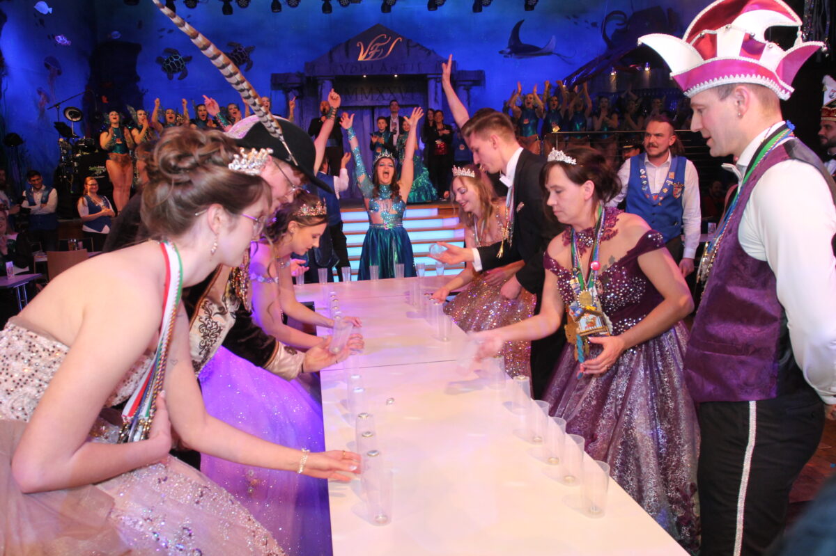 Prinzenpaare feiern in Vohenstrauß ein majestätisches Stelldichein