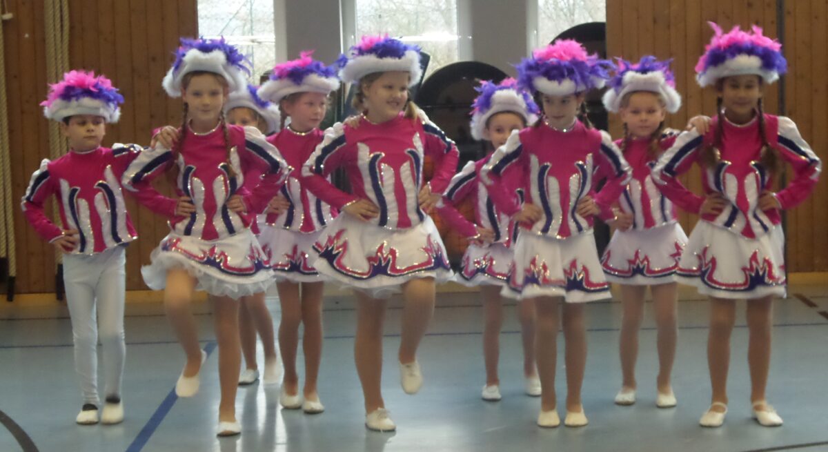 Faschingsspaß an der Grundschule in Etzenricht