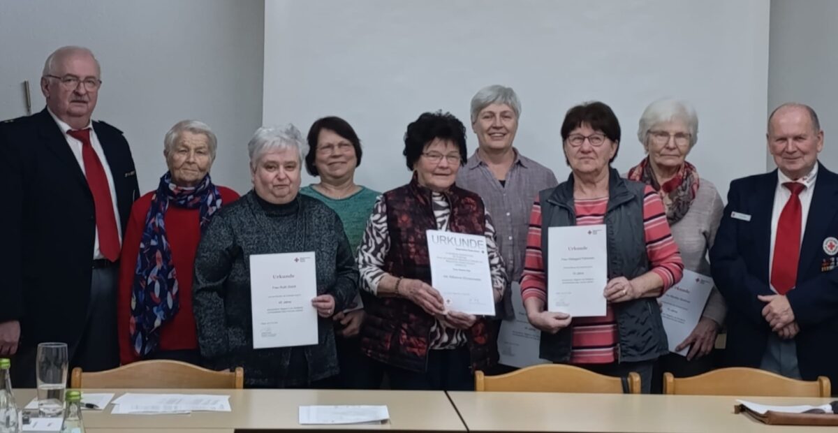 BRK ehrt langjähriges Engagement in Vohenstrauß