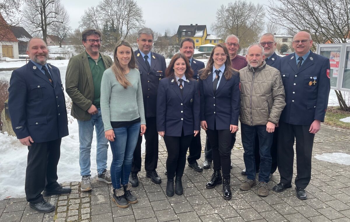 Drei Ehrenmitglieder bei Generalversammlung der Feuerwehr in Filchendorf
