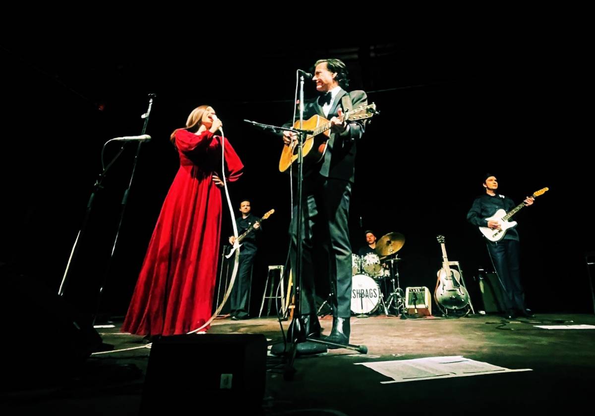 Erlebt The Cashbags - One Hit at a Time live in Amberg