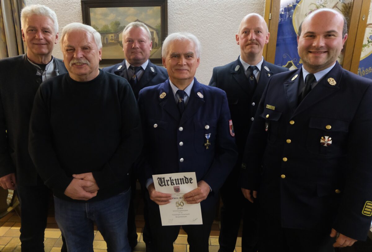 Feuerwehr Bergnetsreuth ehrt bei der Hauptversammlung treue Mitglieder