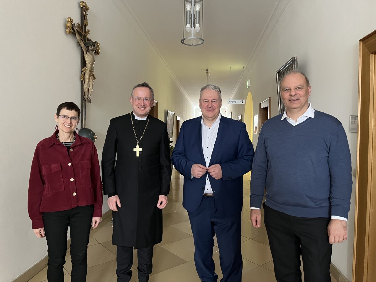 Landrat empfängt Landesbischof in Amberg-Sulzbach