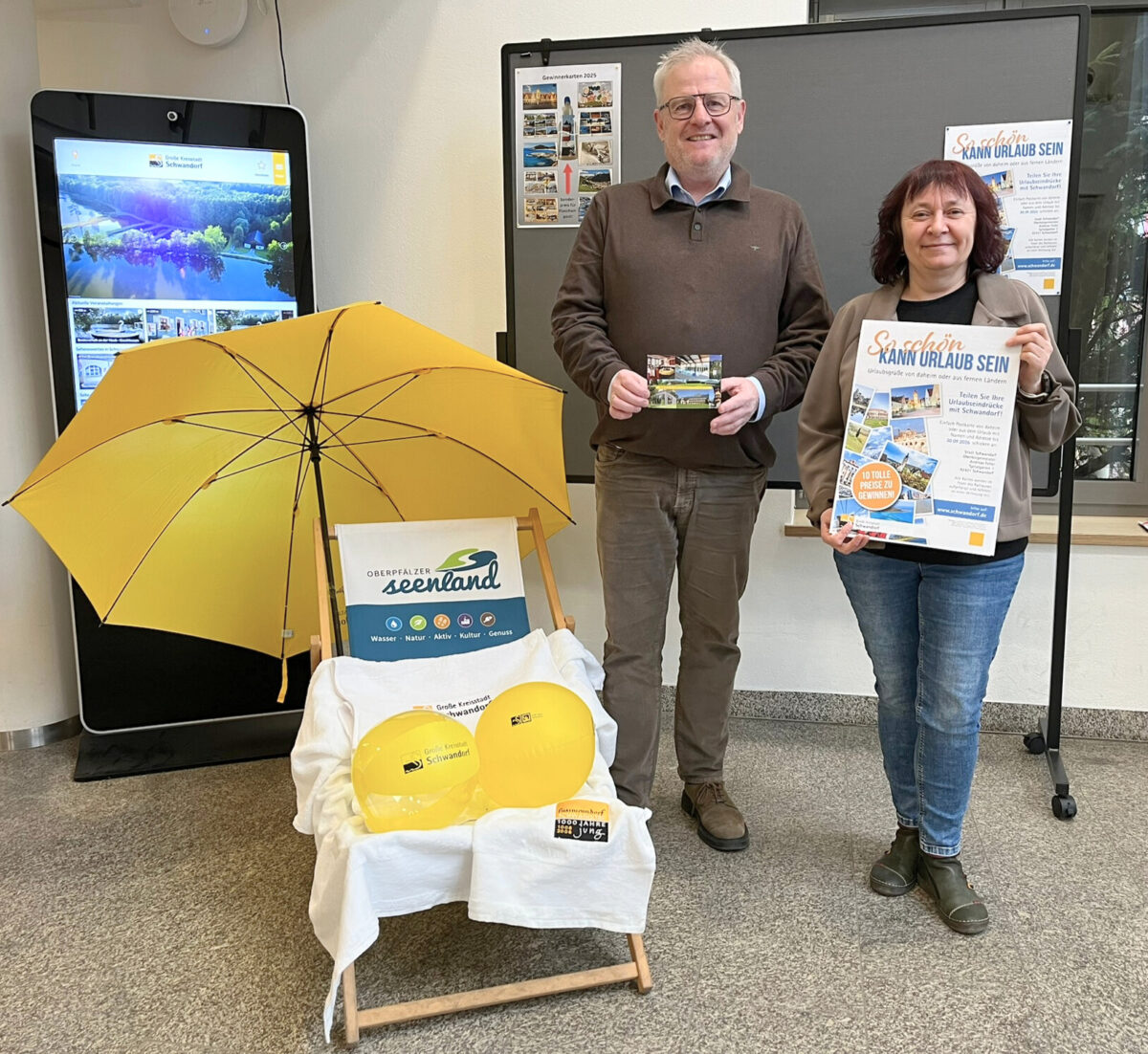 Postkarten-Aktion in Schwandorf startet wieder mit Verlosung