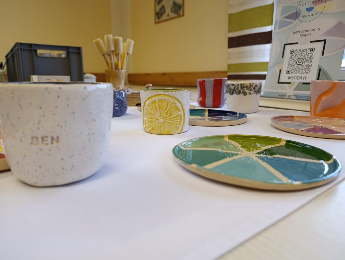 Praxisteam stärkt Resilienz mit Töpferkurs in Kirchenthumbach