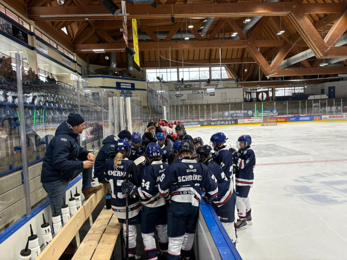 Siege und Lehrstunden für die Young Blue Devils Weiden