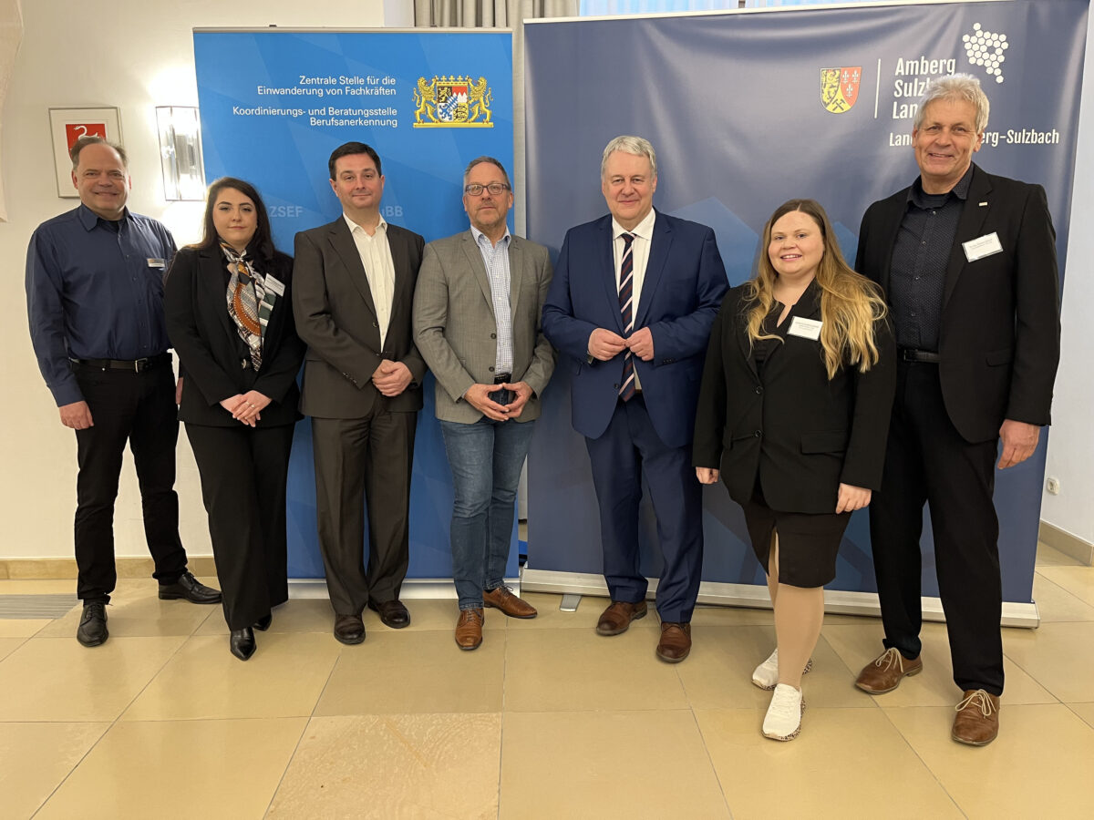 Unternehmerfrühstück stärkt Gewinnung internationaler Fachkräfte in Amberg-Sulzbach