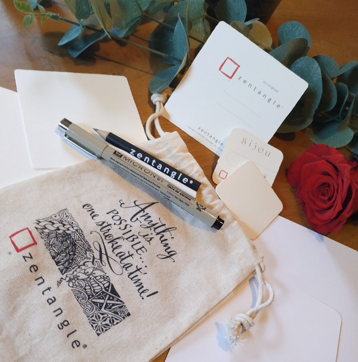 Zentangle® kombiniert mit Falttechnik - Meditatives Zeichnen für Jedermann mit Claudia Fießinger