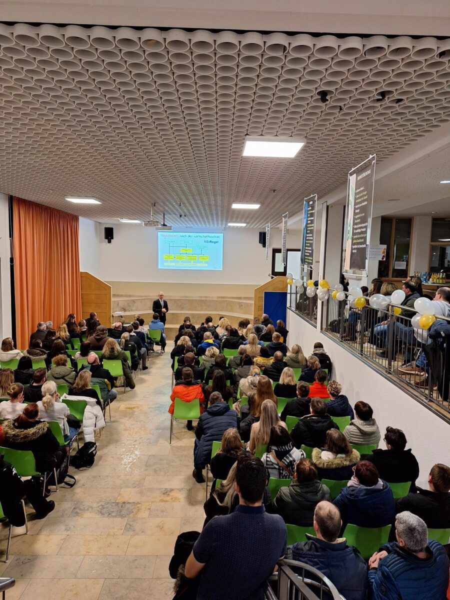 Infoabend der Wirtschaftsschule Eschenbach zu Aufnahmebedingungen und Modulen