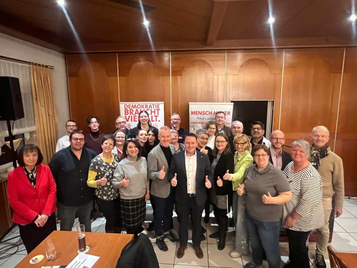 Politischer Aschermittwoch: stehende Ovationen für SPD-Fraktionsvorsitzende und Oberbürgermeister