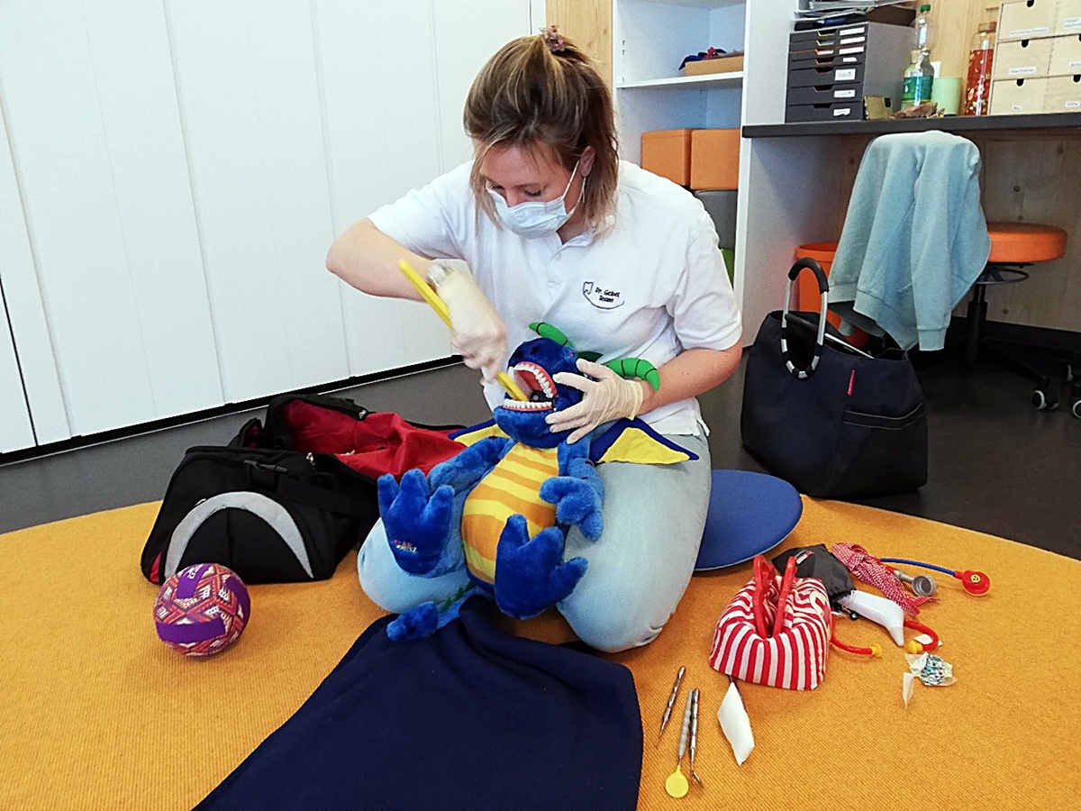 Alle Jahre wieder: Zahnarztbesuch in der Kinderkrippe Eschenbach