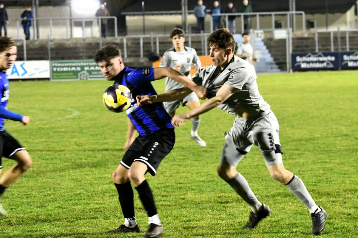 SpVgg SV Weiden empfängt formstarken Jahn – Heimserie soll ausgebaut werden