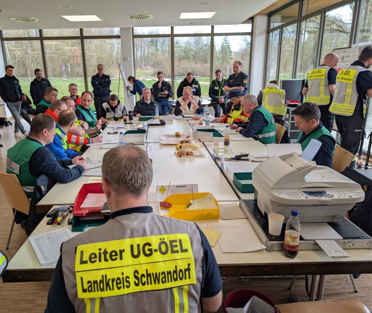 Katastrophenschutzübung stärkt Zusammenarbeit in Schwandorf