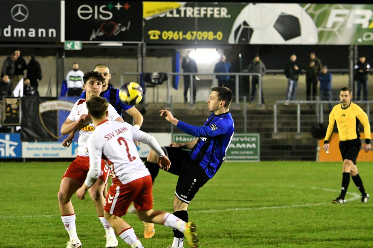 SpVgg SV Weiden bleibt weiter im Siegesrausch und sicherte sich wichtigen Dreier in Hof