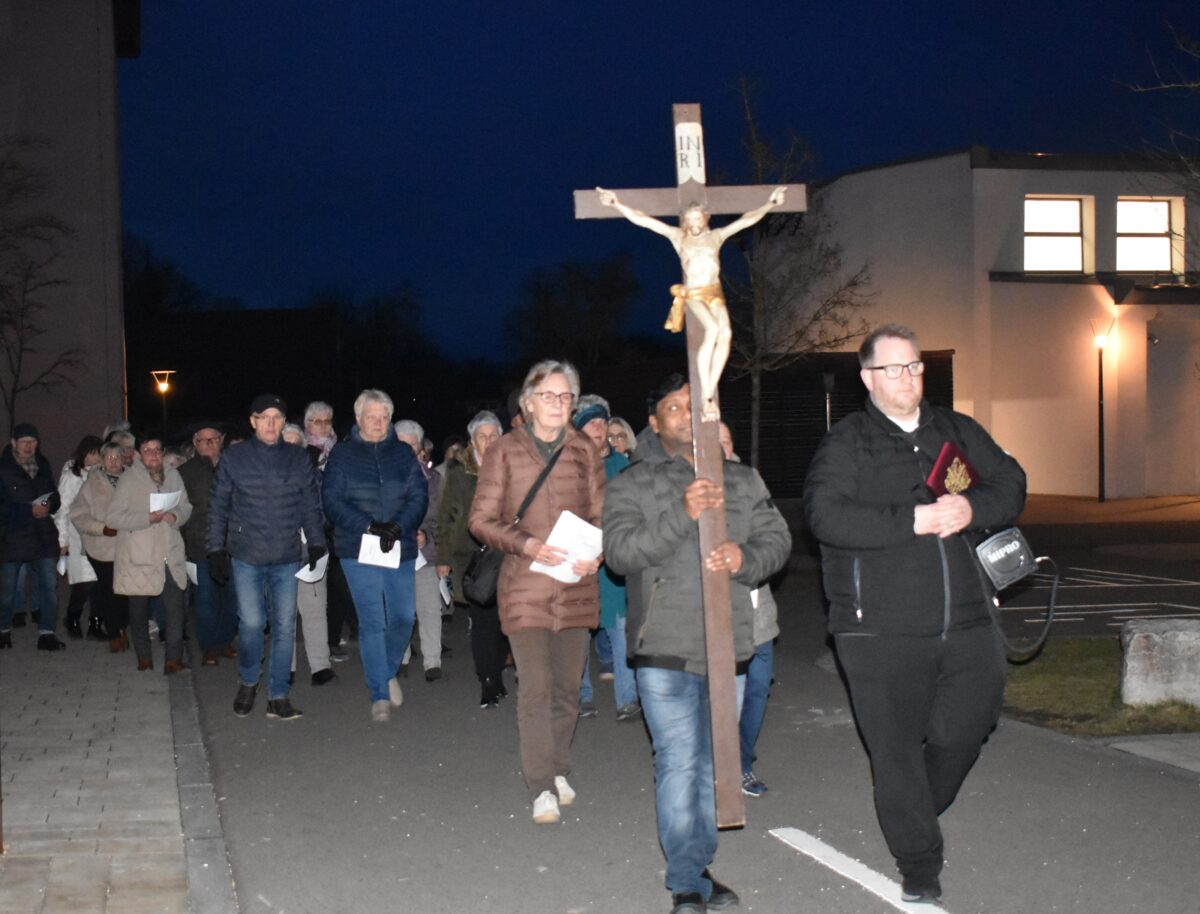 Ökumenischer Kreuzweg durch Grafenwöhr