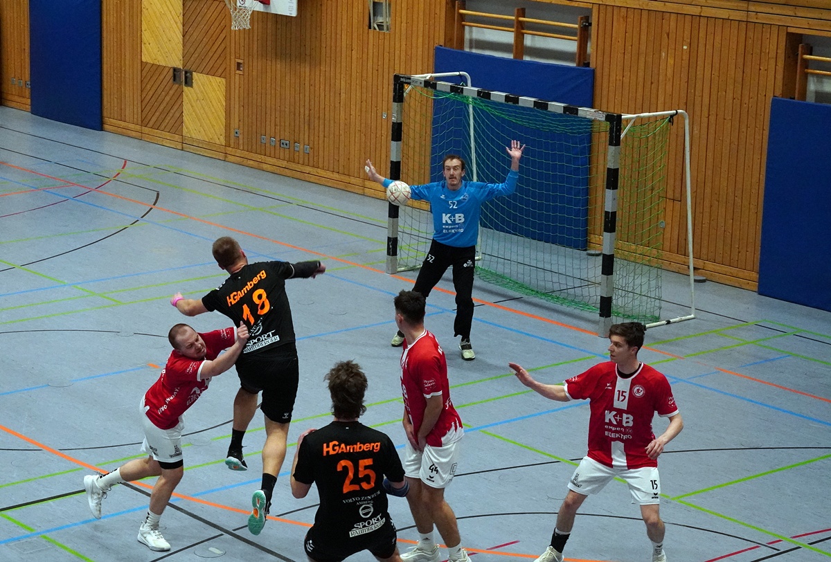 Sulzbacher Handballherren gelingt in Amberg Historisches