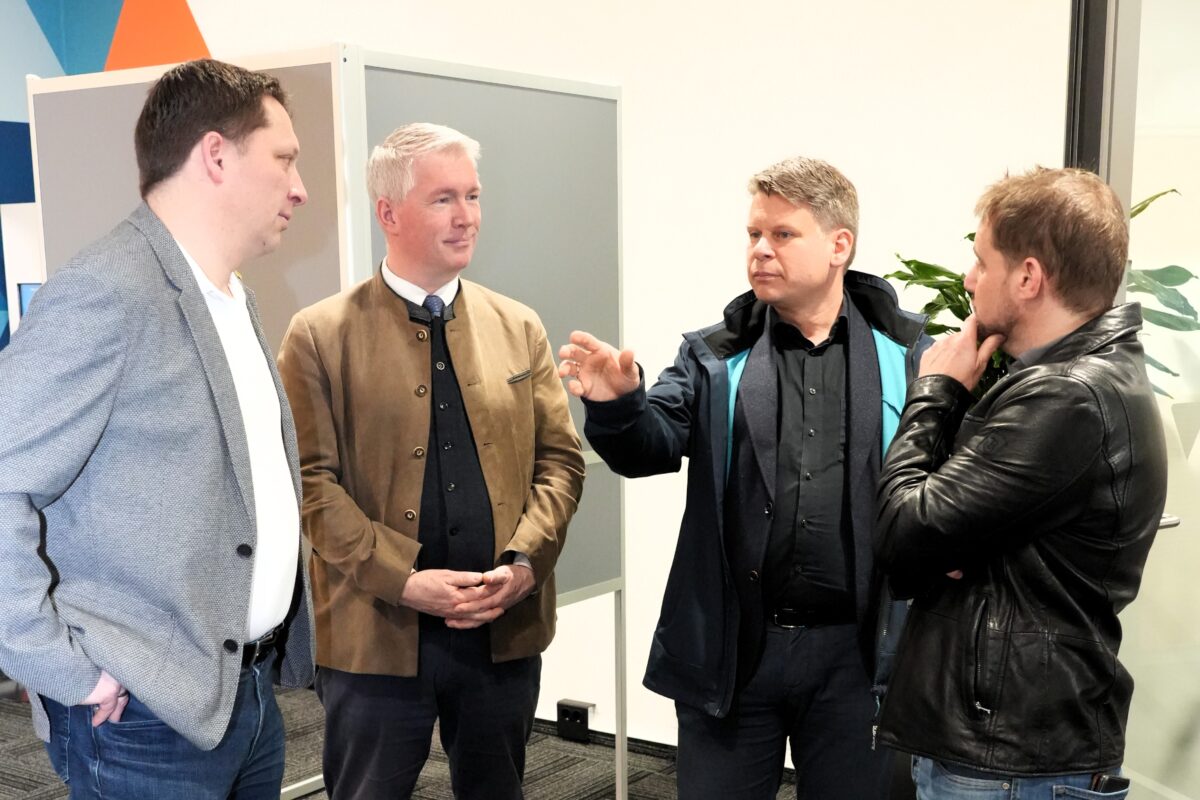 Austausch zwischen den Oberbürgermeisterkandidaten: Ott und Zeitler