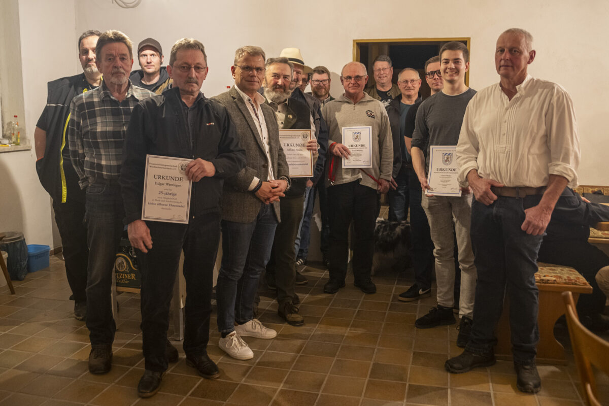 Werner Enders an der Spitze der Feuerschützengesellschaft