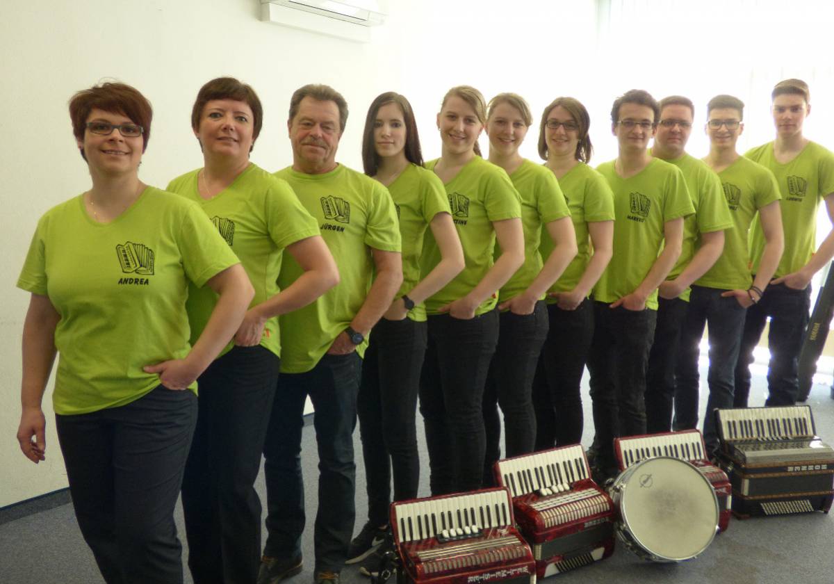 Akkordeon, Steirische und Klavier - Musik &amp; Genuss in Wernberg-Köblitz