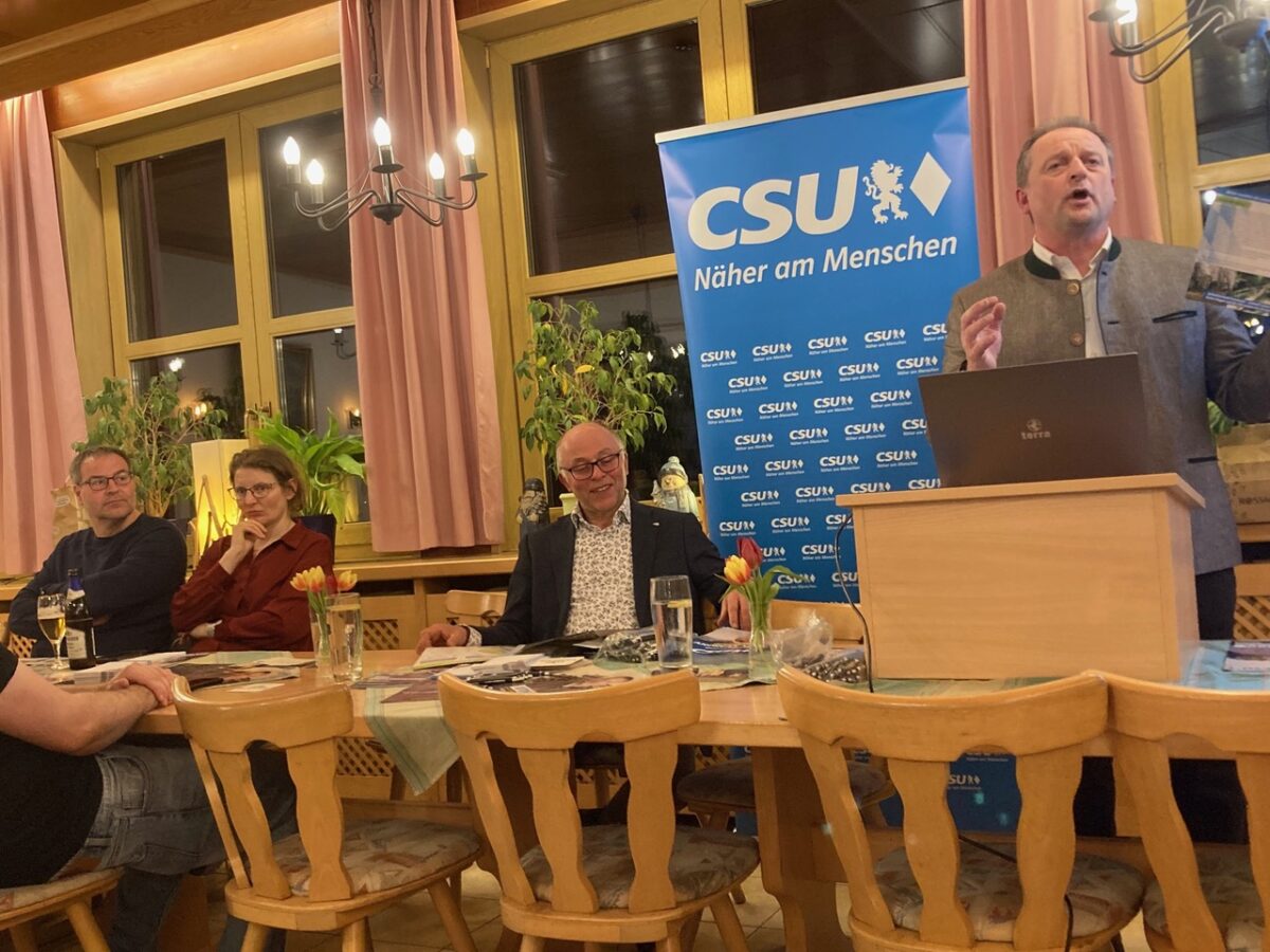 CSU wirbt in Leuchtenberg um Kappls dritte Amtszeit
