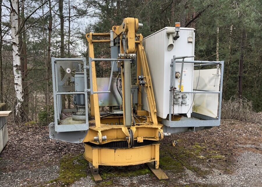 Diebstahl verursacht 10.000 € Schaden an Bagger in Steinberg