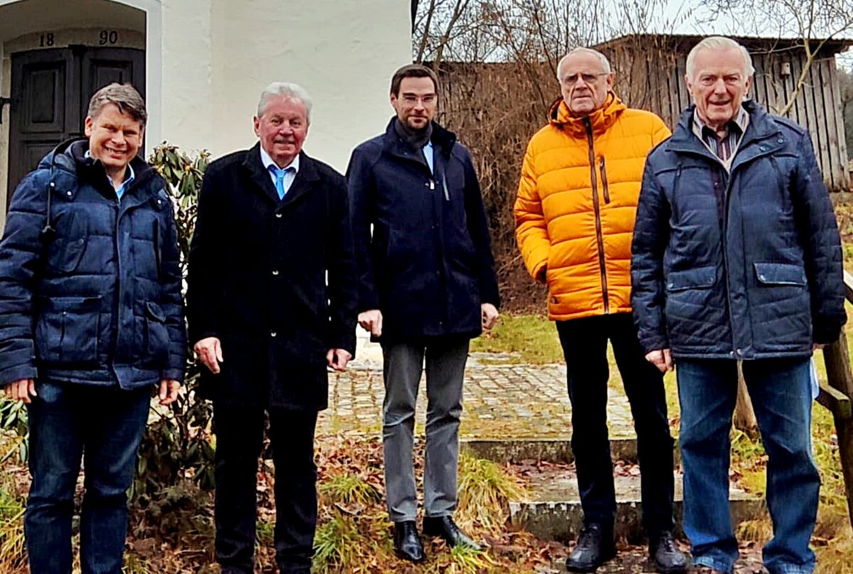 Dorfkapelle in Tröglersricht soll bis Pfingstfest erstrahlen