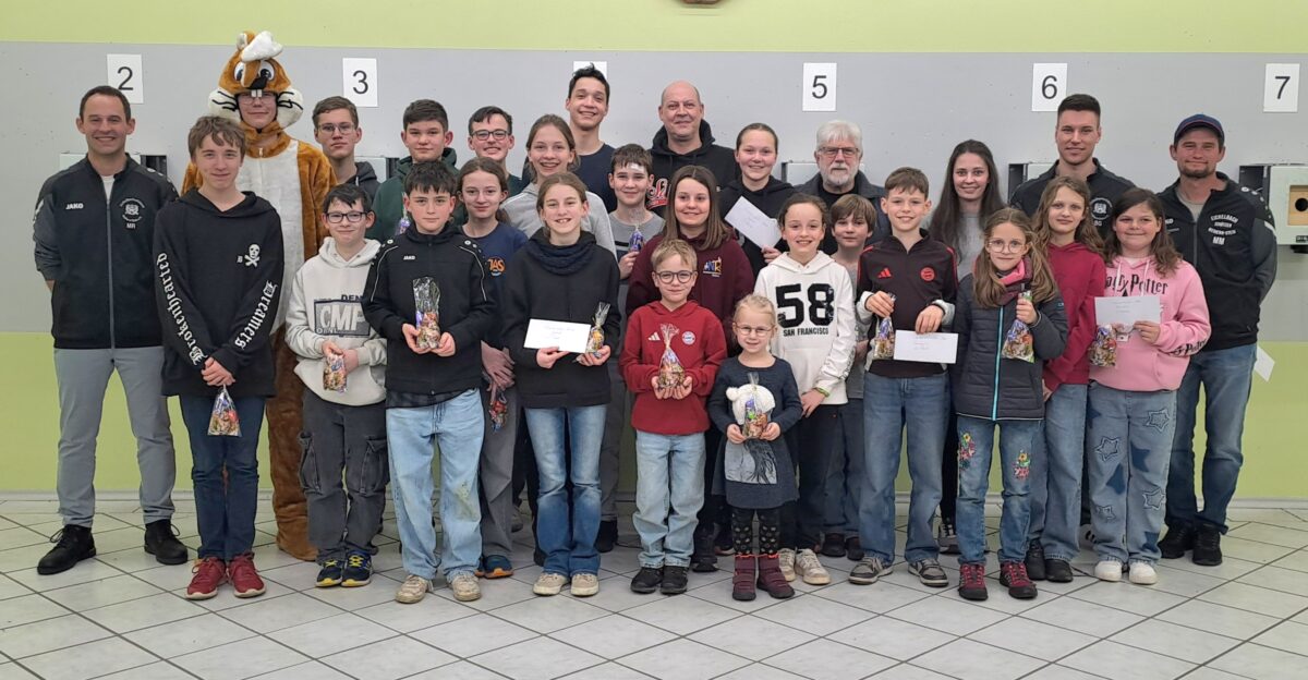 Eichelbachschützen feiern Teilnehmerrekord beim Osterschießen in Weihern