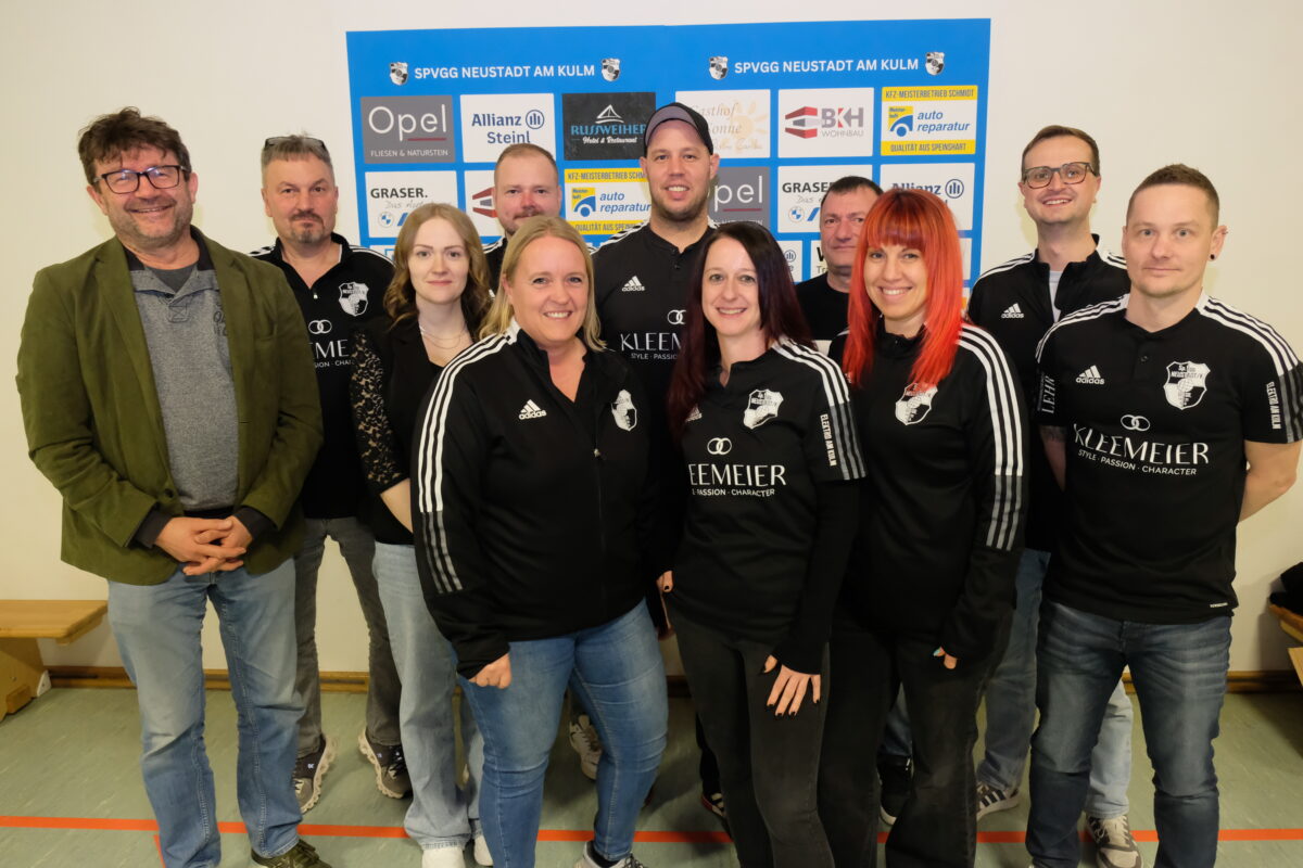 Frauen-Trio führt SpVgg, Neustadt wählt neue Spitze